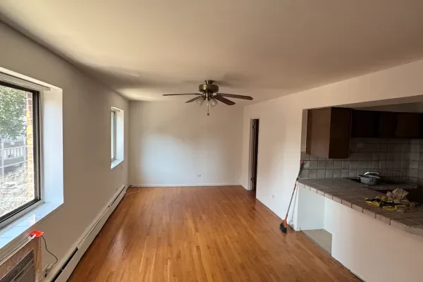 6250 North Kenmore Avenue #411